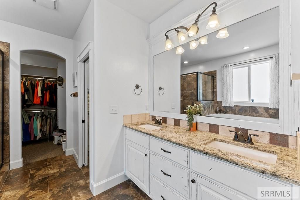 Image 24 of property listing at 3221 E Ringneck Drive, Idaho Falls, ID 83401