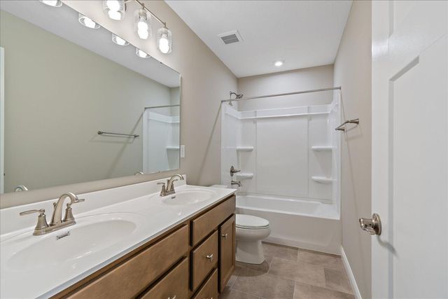 2442 Lillywood Way, Crescent Springs, KY 41017