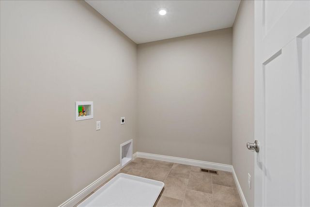 2442 Lillywood Way, Crescent Springs, KY 41017