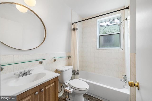 1846 S CHADWICK ST, Philadelphia, PA 19145