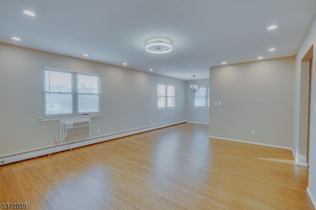 1138 Farm Rd D, Secaucus Town, NJ 07094