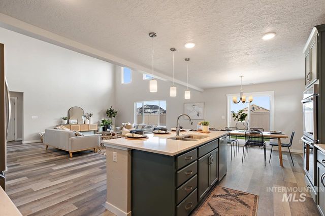 10427 Bellevue Ridge St, Nampa, ID 83687