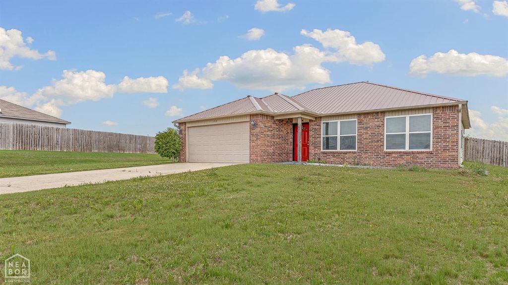 103 Clark Cove, Brookland, AR 72417