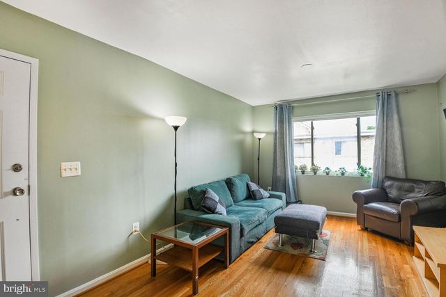 4212 BENNING RD NE #5, Washington, DC 20019