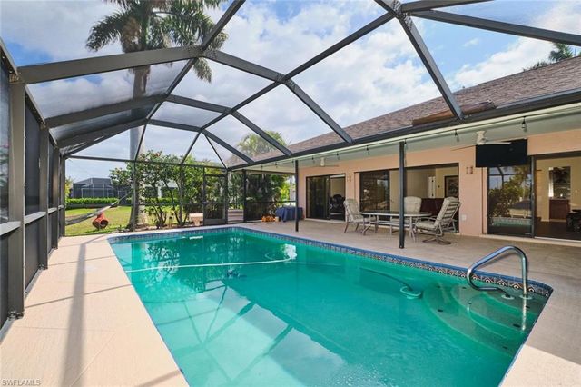 4122 SW 22nd CT, Cape Coral, FL 33914