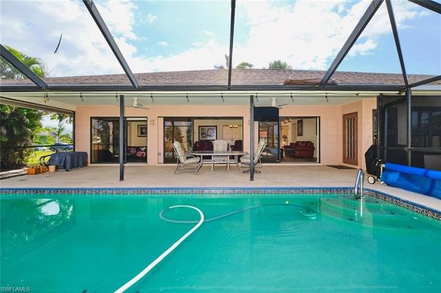 4122 SW 22nd CT, Cape Coral, FL 33914