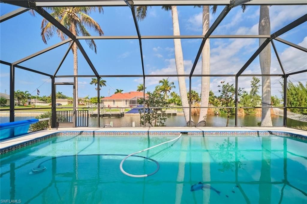 Image 21 of property listing at 4122 SW 22nd CT, Cape Coral, FL 33914