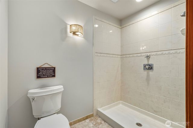 1288 Talagwa Lane, Camano Island, WA 98282