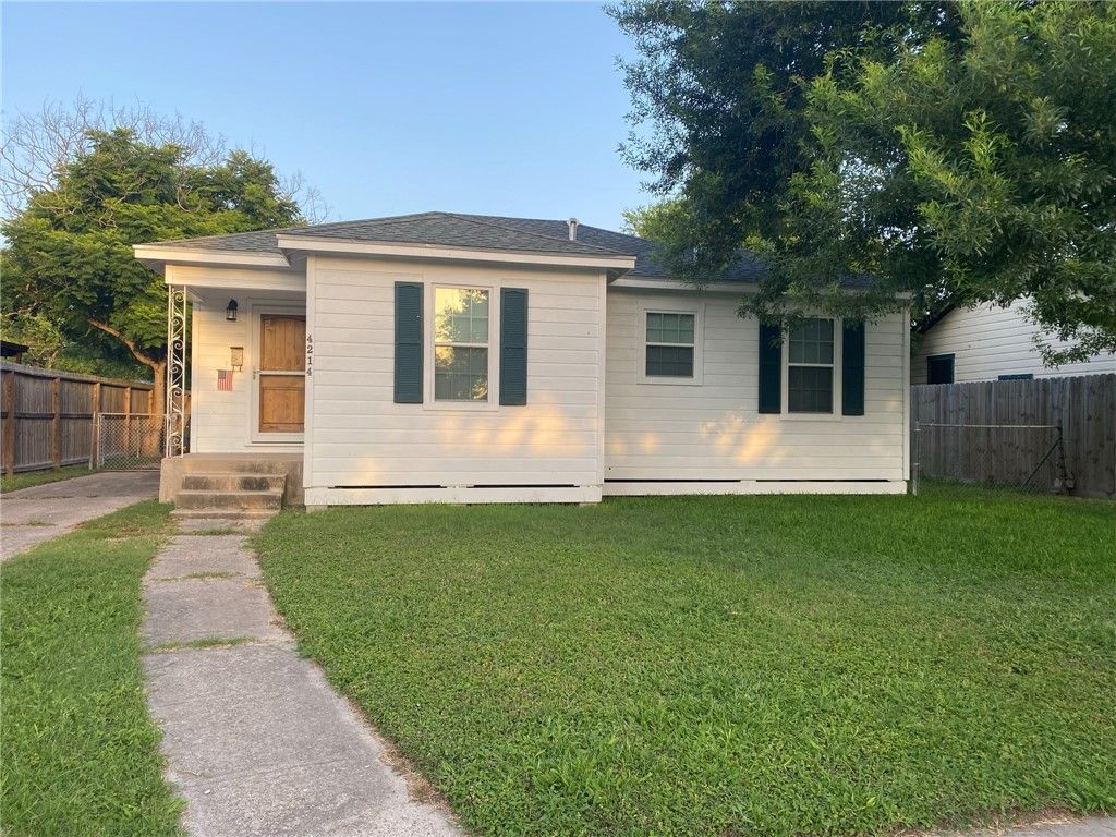 4214 Brentwood Dr, Corpus Christi, TX 78415