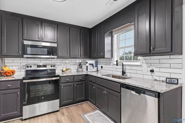 6860 Moores Mill Road, Huntsville, AL 35811