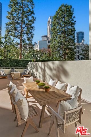 2131 Century Park Lane 109, Los Angeles, CA 90067