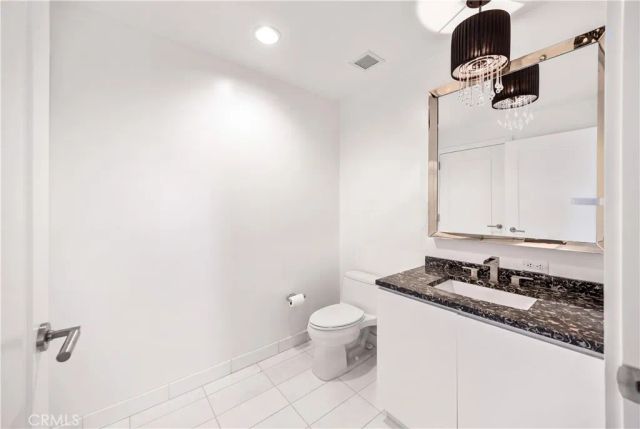 900 W Olympic 28A, Los Angeles, CA 90015