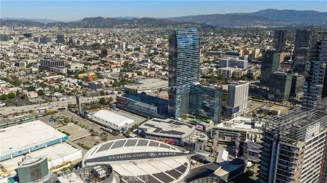 900 W Olympic 28A, Los Angeles, CA 90015