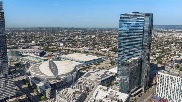 900 W Olympic 28A, Los Angeles, CA 90015