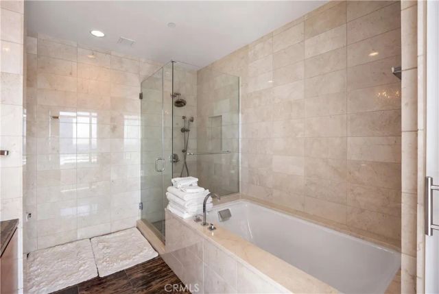 900 W Olympic 28A, Los Angeles, CA 90015