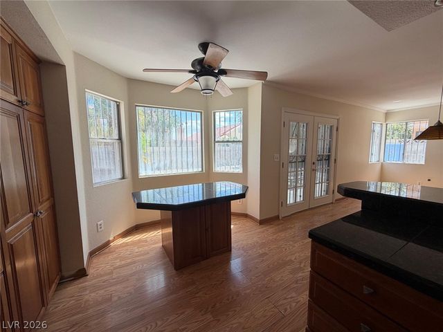 921 Greystone Drive, Las Vegas, NV 89108