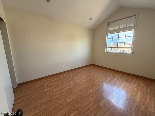 921 Greystone Drive, Las Vegas, NV 89108