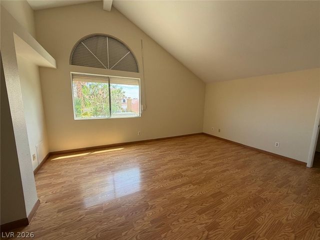921 Greystone Drive, Las Vegas, NV 89108