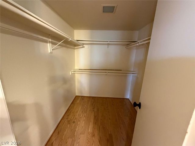 921 Greystone Drive, Las Vegas, NV 89108