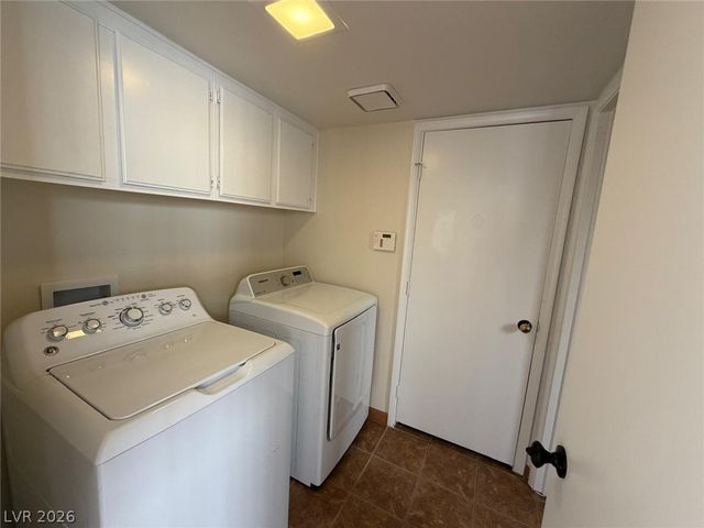 921 Greystone Drive, Las Vegas, NV 89108