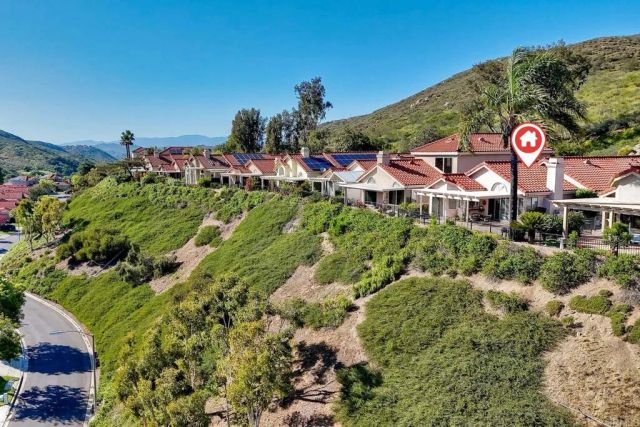 28758 Vista Valley Dr, Vista, CA 92084