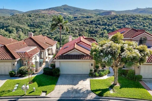 28758 Vista Valley Dr, Vista, CA 92084