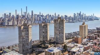 7000 Boulevard E 38E, Guttenberg, NJ 07093
