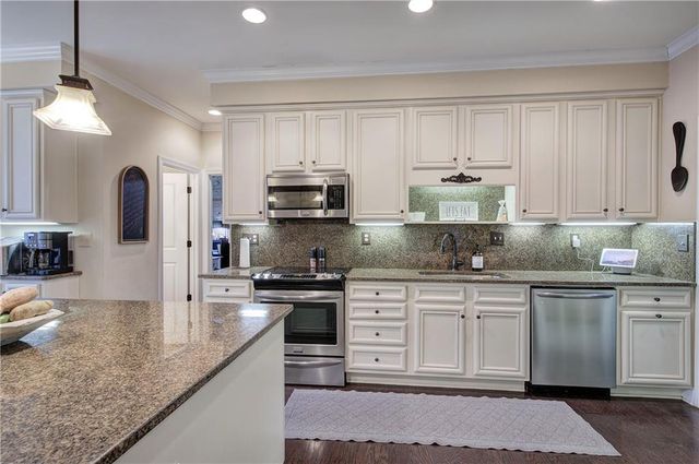 52 Mission Hills SW Drive, Cartersville, GA 30120