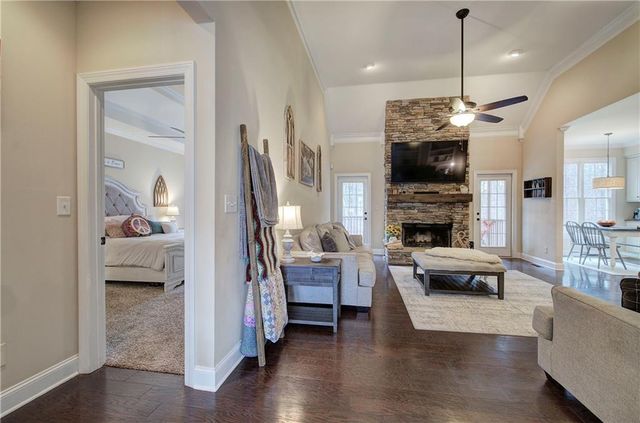 52 Mission Hills SW Drive, Cartersville, GA 30120