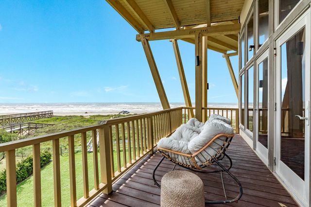 21127 W Sand Hill Drive, Galveston, TX 77554