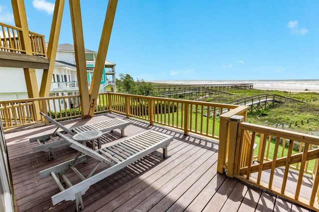 21127 W Sand Hill Drive, Galveston, TX 77554