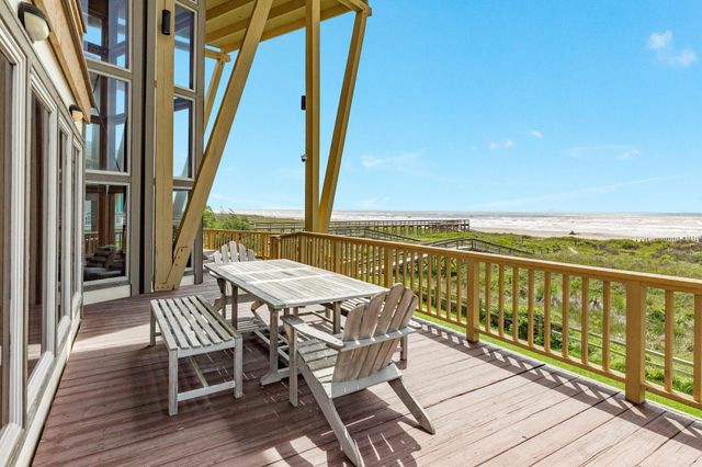 21127 W Sand Hill Drive, Galveston, TX 77554