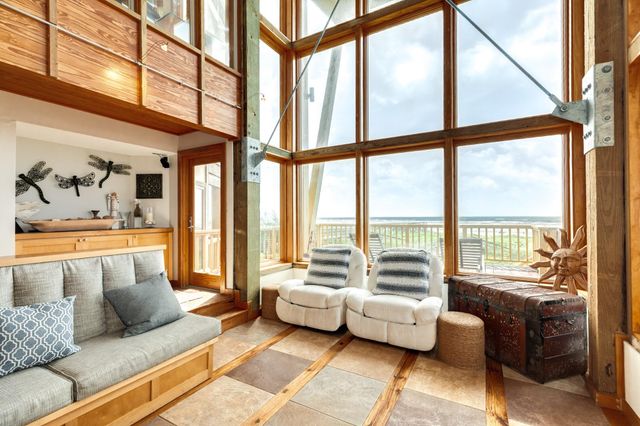 21127 W Sand Hill Drive, Galveston, TX 77554
