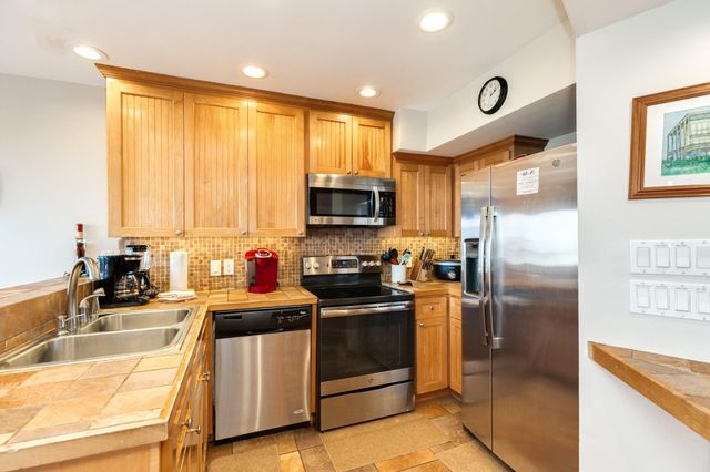21127 W Sand Hill Drive, Galveston, TX 77554