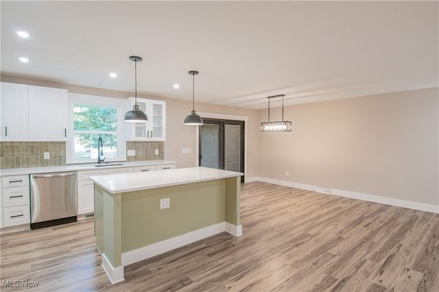 6519 Lorraine Avenue NW, Massillon, OH 44646