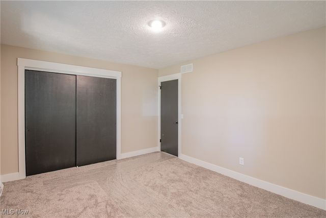 6519 Lorraine Avenue NW, Massillon, OH 44646