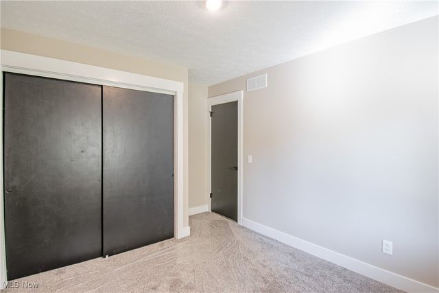 6519 Lorraine Avenue NW, Massillon, OH 44646