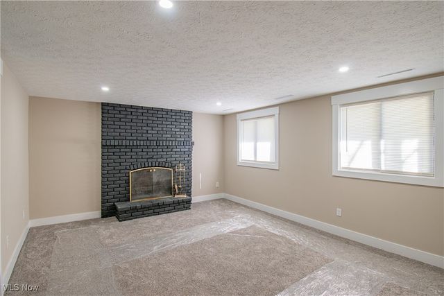 6519 Lorraine Avenue NW, Massillon, OH 44646