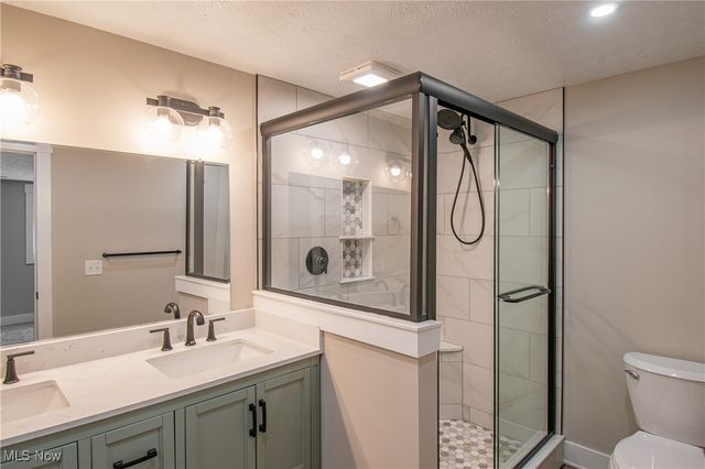 6519 Lorraine Avenue NW, Massillon, OH 44646