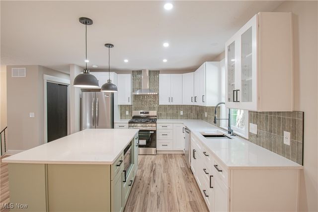 6519 Lorraine Avenue NW, Massillon, OH 44646