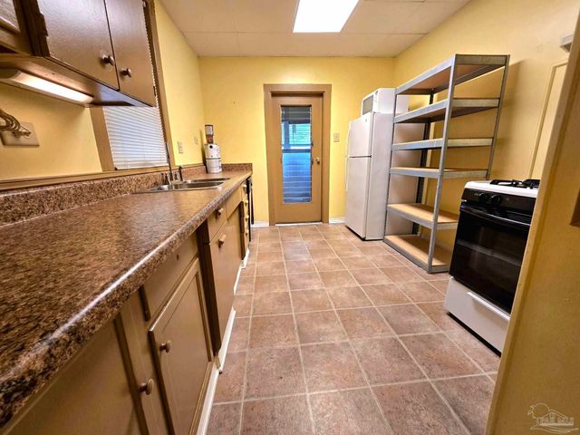 511 E La Rua St, Pensacola, FL 32501