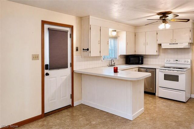556 Clark Drive, Tallmadge, OH 44278