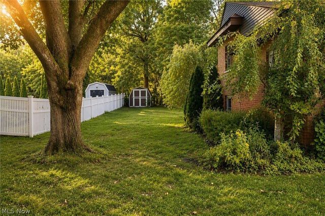 556 Clark Drive, Tallmadge, OH 44278