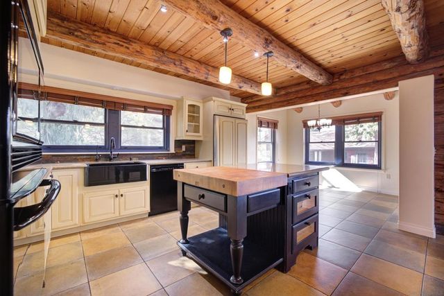 12052 Sky View Dr, Valley Center, CA 92082