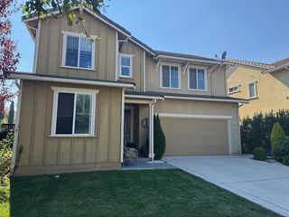 1084 Navigator Dr, Lathrop, CA 95330