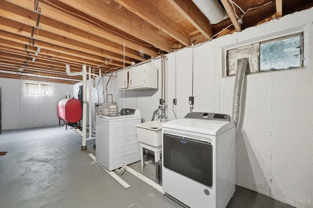 27 Winnebago Drive, Milford, OH 45150