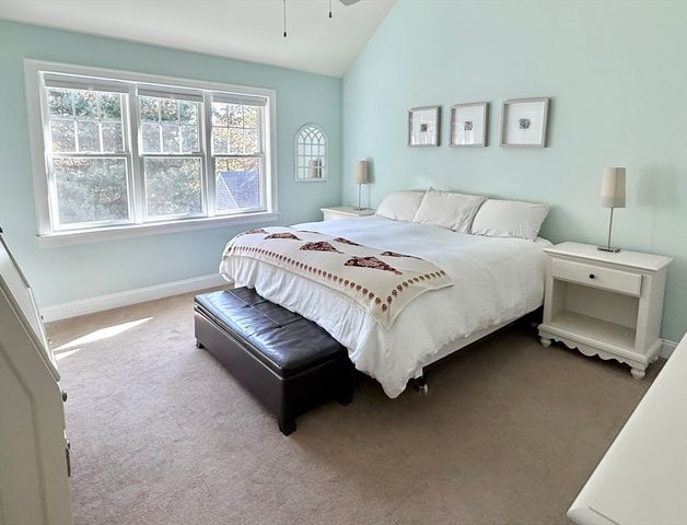 54 Overlook Cir, Plymouth, MA 02360