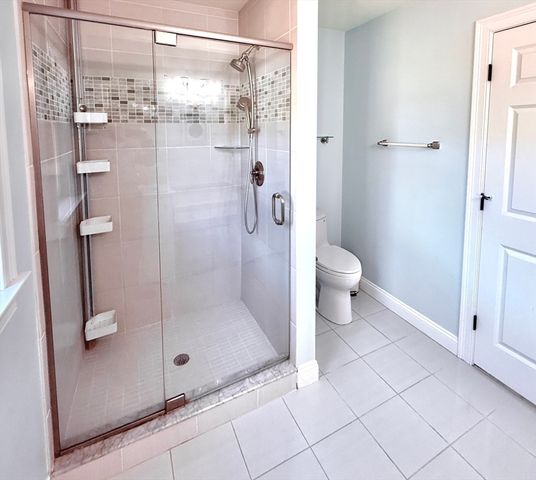 54 Overlook Cir, Plymouth, MA 02360