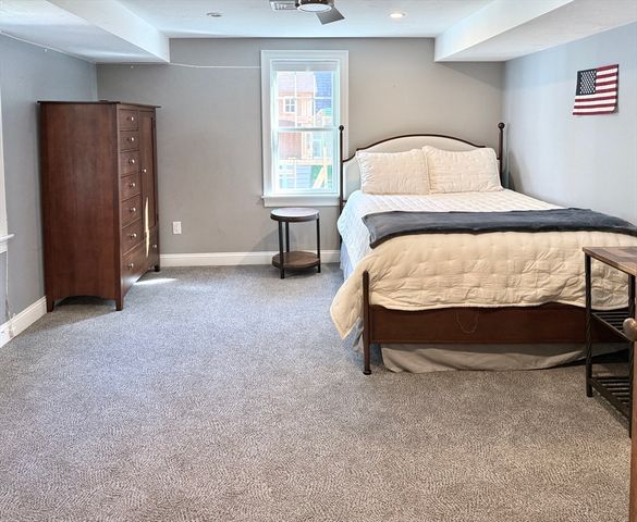 54 Overlook Cir, Plymouth, MA 02360