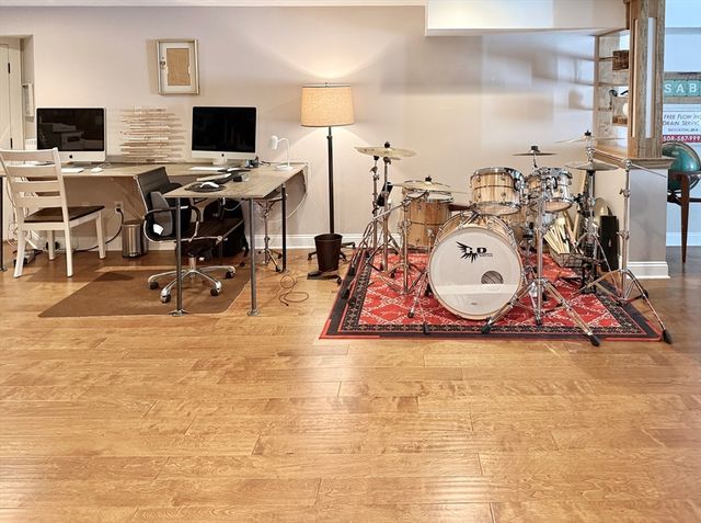 54 Overlook Cir, Plymouth, MA 02360